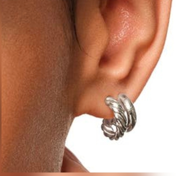 David Yurman Silver Double Hoop  Huggie Earrings.  #238 - Picture 15 of 15